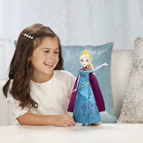 Hasbro - Disney Frozen - Papusa Elsa cu Rochita 2 in 1