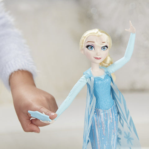 Hasbro - Disney Frozen - Papusa Elsa cu Rochita 2 in 1