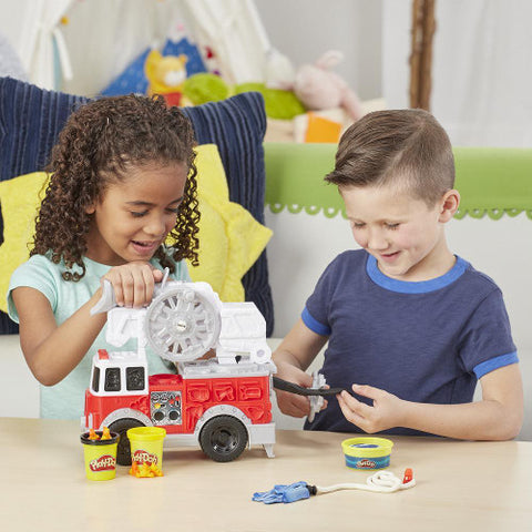 Hasbro - Set Play-Doh Masina de Pompieri