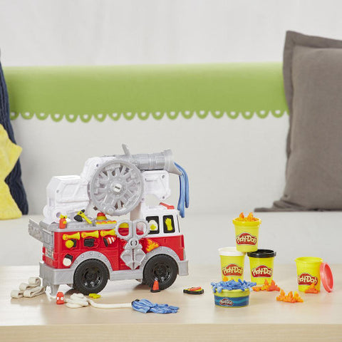 Hasbro - Set Play-Doh Masina de Pompieri