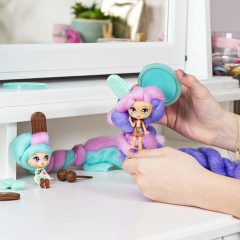 Spin Master - Set 2 Papusi cu Par Parfumat Candylocks Mint Choco Chick si Choco Lisa