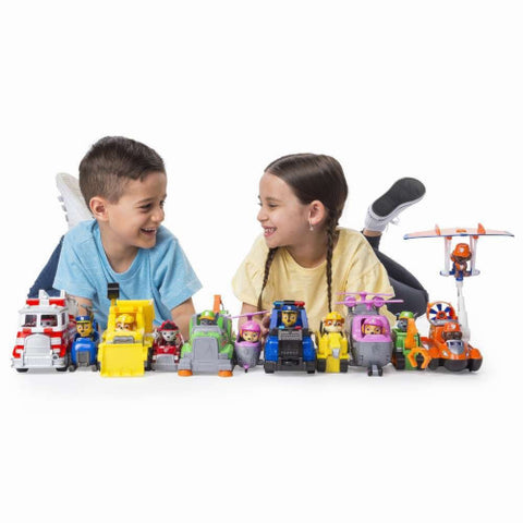 Spin Master - Set de Joaca Patrula Catelusilor Vehicule cu Figurine Ultimate Rescue, Skye