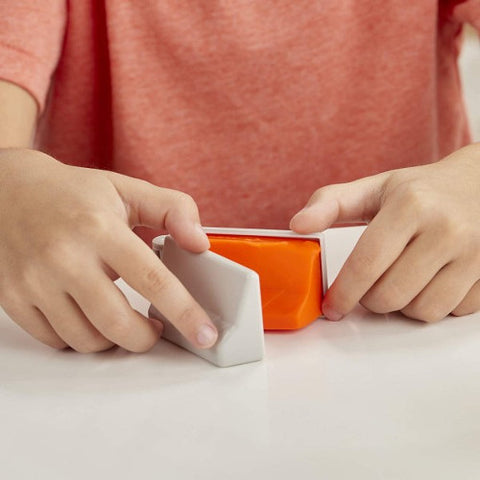 Hasbro - Set de Joaca Plastilina cu Betoniera si Accesorii Play-Doh 