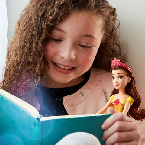 Hasbro - Papusa Printesa Stralucitoare Belle