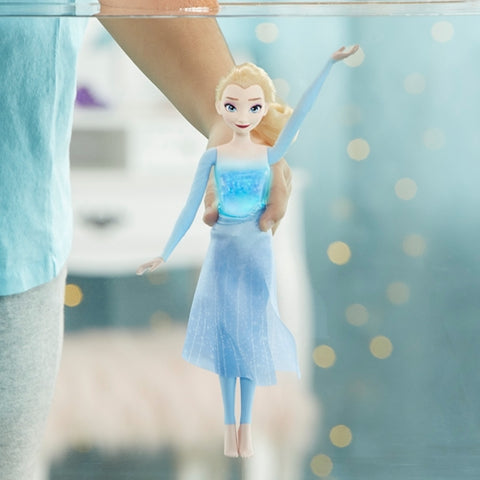 Hasbro - Papusa Frozen 2 Elsa Inoata si Lumineaza