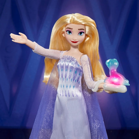 Papusa Hasbro Frozen 2 Elsa Vorbareata si Prietenii