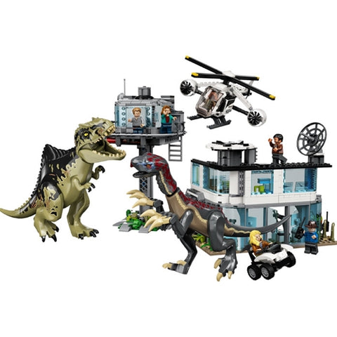 LEGO Jurassic World Atacul Giganotozaurului si Therizinosaurului 76949