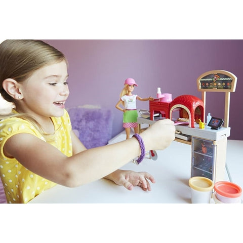 Set Pizzerie Barbie cu Papusa Mattel