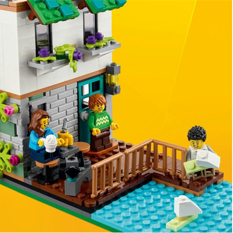 LEGO Creator - Seturi de Constructii Casa Primitoare 31139