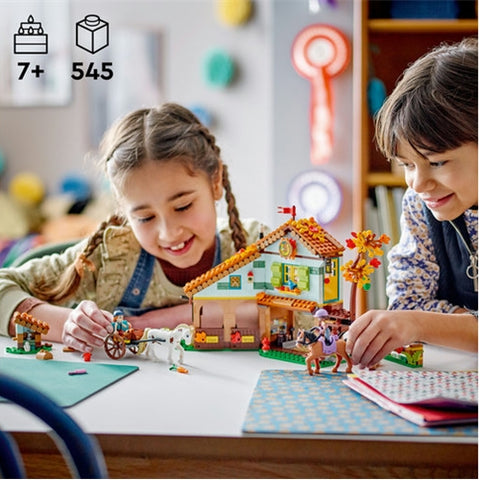 Lego - LEGO Friends Grajdul pentru Cai al lui Autumn 41745