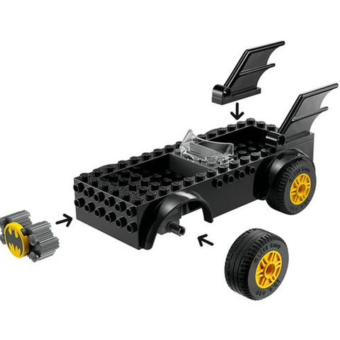 Lego - LEGO Super Heroes Urmarire pe Batmobile: Batman contra Joker 76264