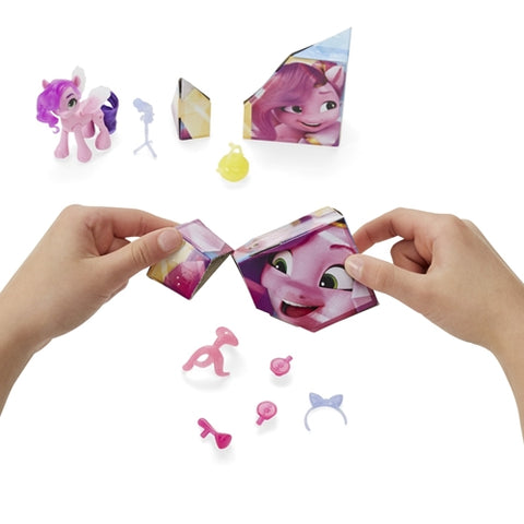Hasbro  - Figurina Hasbro My Little Pony Cutie Mark Magic Princess Petals 7.5 cm