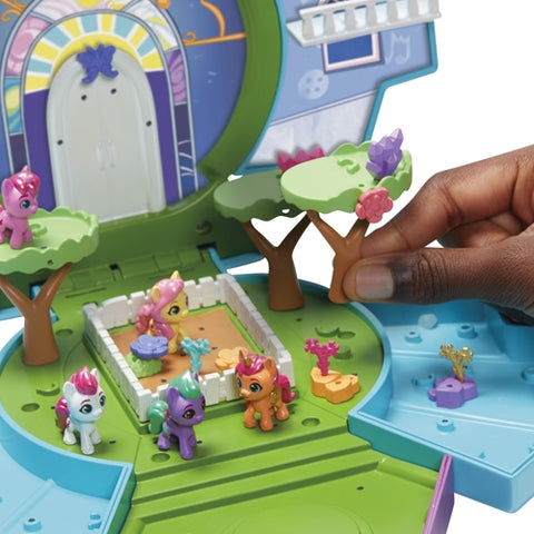 Hasbro  - Set Hasbro My Little Pony Mini World Magic Epic Mini Casuta Luminoasa