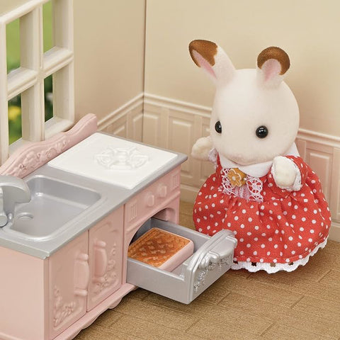 Sylvanian Families-Casuta Red Roof Cosy Cottage