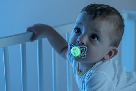 Suzeta Chicco PhysioPhorma Light Glow, 2bucati, unisex, 6-16luni