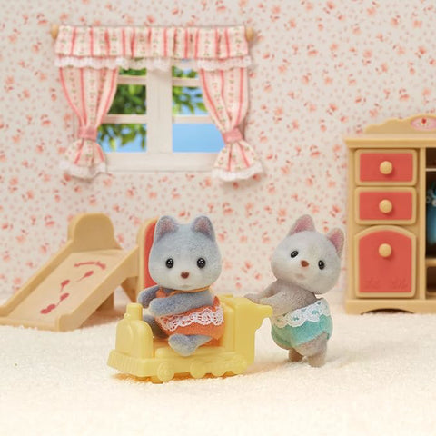 Figurine Sylvanian Families-Gemenii Catelusi Husky